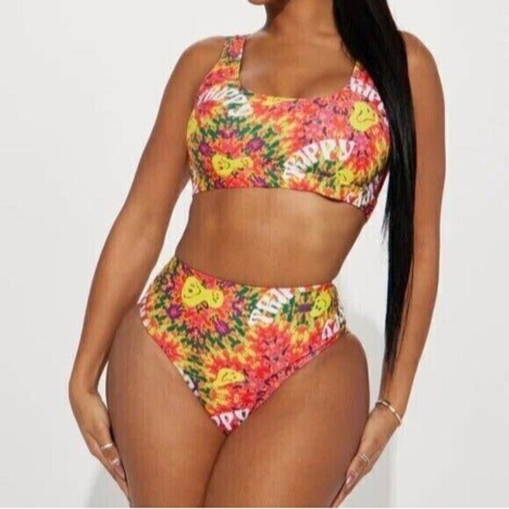 Trippy High Waist 2 Piece Bikini Size Small RefN12